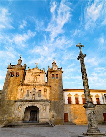 simsearch:862-07910478,k - Portugal, Beiras Alta, Viseu, Viseu Cathedral Foto de stock - Con derechos protegidos, Código: 862-07910529