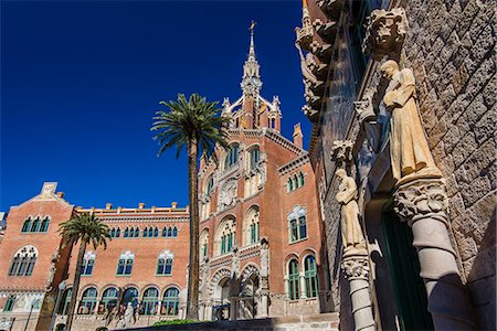 Main facade of the Hospital de la Santa Creu i Sant Pau, Barcelona, Catalonia, Spain Stock Photo - Rights-Managed, Code: 862-07910675