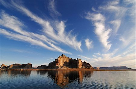 Castle Rock, Lake Powell, Glen Canyon, Arizona, USA Stock Photo - Rights-Managed, Code: 862-07910991