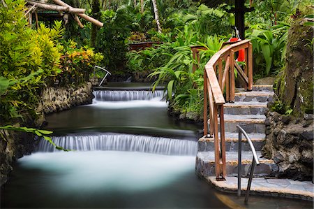 Costa Rica, Alajuela, La Fortuna. Hot Springs at The Tabacon Grand Spa Thermal Resort. Foto de stock - Con derechos protegidos, Código: 862-08090080