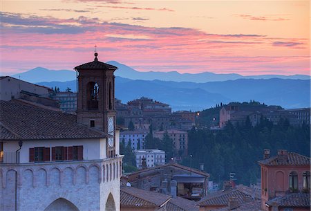 religious structure - View over Perugia at dawn, Umbria, Italy Stock Photo - Rights-Managed, Code: 862-08090317