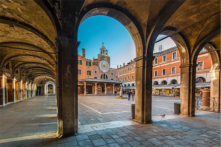 district - San Giacomo di Rialto church in the sestiere of San Polo, Venice, Veneto, Italy Stock Photo - Rights-Managed, Code: 862-08090622