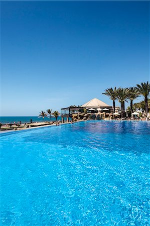 simsearch:862-03889781,k - Pool, Grand Hotel Costa Melonares, Maspalomas, Gran Canaria, Canary Islands, Spain Photographie de stock - Rights-Managed, Code: 862-08091198