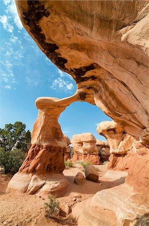 simsearch:862-06677602,k - U.S.A., Utah, Grand Staircase Escalante National Monument, Devil's Garden, Metate Arch Foto de stock - Con derechos protegidos, Código: 862-08091375