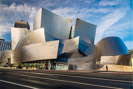 simsearch:862-08091433,k - The Walt Disney Concert Hall designed by Frank Gehry, Los Angeles, California, USA Stock Photo - Rights-Managed, Code: 862-08091432