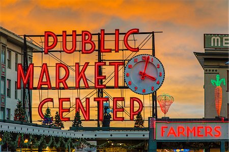 Pike Place Market neon sign at sunset, Seattle, Washington, USA Stockbilder - Lizenzpflichtiges, Bildnummer: 862-08091473