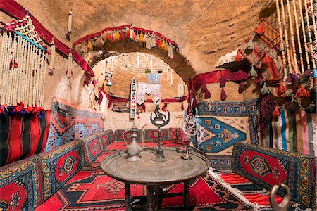 simsearch:862-03354824,k - Turkey, Eastern Anatolia, village of Harran, interior of a beehive mud brick house Fotografie stock - Rights-Managed, Codice: 862-08274002