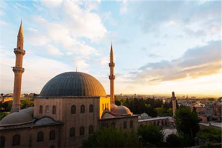 Turkey, Eastern Anatolia, Sanliurfa   Urfa, Dergah, Mevlid i Halil Mosque Photographie de stock - Rights-Managed, Code: 862-08274014