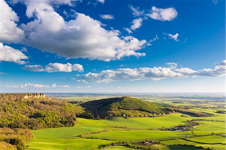 United Kingdom, England, North Yorkshire. The view from Sutton Bank in early Spring. Photographie de stock - Rights-Managed, Code: 862-08273049