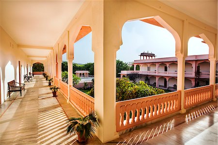 simsearch:862-08273265,k - India, Rajasthan, Ranthambhore.  Dev Villas Hotel. Foto de stock - Con derechos protegidos, Código: 862-08273271