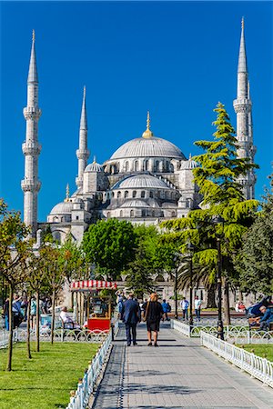 Sultan Ahmed Mosque or Blue Mosque, Sultanahmet, Istanbul, Turkey Stock Photo - Rights-Managed, Code: 862-08273898
