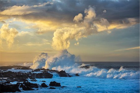 South America, Chile, Easter Island, Isla de Pascua, the dramatic coastline Fotografie stock - Rights-Managed, Codice: 862-08698760