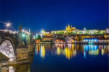 simsearch:862-08699008,k - Czech Republic, Prague, Stare Mesto (Old Town). Charles Bridge and Prague Castle, Prazsky Hrad, on the Vltava River at night. Stock Photo - Rights-Managed, Code: 862-08698980