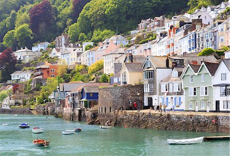 dartmouth - England, South Devon, Dartmouth. Colourful buildings and boats at the River Dart. Photographie de stock - Rights-Managed, Code: 862-08699059