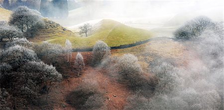 England, Calderdale. Freezing fog and hoar frost at the Upper Calder Valley near Walsden. Stockbilder - Lizenzpflichtiges, Bildnummer: 862-08699136
