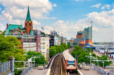 U-Bahn metro line and Elbphilharmonie, St. Pauli, Hamburg, Germany Foto de stock - Con derechos protegidos, Código: 862-08699255