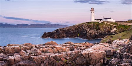 simsearch:879-09033333,k - Fanad Head (Fánaid) lighthouse, County Donegal, Ulster region, Ireland, Europe. Panoramic view of the lighthouse and its cove at dusk. Stock Photo - Rights-Managed, Code: 862-08699390