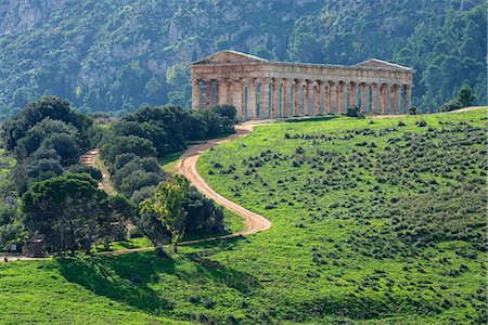segesta - Segesta Temple, Segesta, Sicily Foto de stock - Direito Controlado, Número: 862-08699485