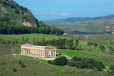 Segesta Temple, Segesta, Sicily Photographie de stock - Rights-Managed, Code: 862-08699486