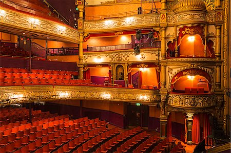 simsearch:862-08699616,k - United Kingdom, Northern Ireland, County Antrim, Belfast. The Grand Opera House. Stock Photo - Rights-Managed, Code: 862-08699604