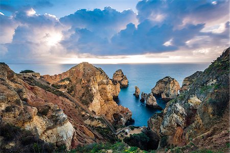 stair beach - Ponta da Piedade, Lagos, Algarve, Portugal. Iconic cliffs of Praia de Piedade. Stock Photo - Rights-Managed, Code: 862-08699723