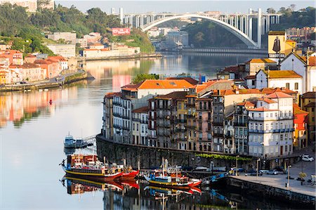 simsearch:862-08699749,k - Portugal, Douro Litoral, Porto. An early morning view of the UNESCO World Heritage listed Ribeira district. Stock Photo - Rights-Managed, Code: 862-08699769