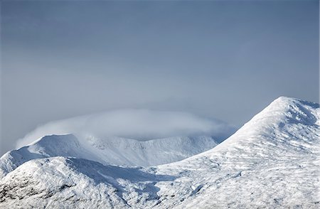 simsearch:862-08699968,k - Scotland, Rannoch Moor. Snow covered mountains in winter sunshine. Stock Photo - Rights-Managed, Code: 862-08699966