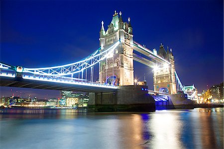 United Kingdom. London. Tower Bridge. Foto de stock - Con derechos protegidos, Código: 862-08704801