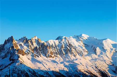 simsearch:862-08704854,k - Europe, France, Haute Savoie, Rhone Alps, Chamonix, Mont Blanc (4810m) winter landscape Stock Photo - Rights-Managed, Code: 862-08704853