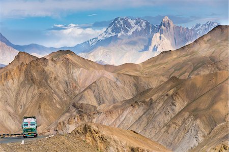 Dry, high altitude mountain landscape near Lamayuru, Indus Valley Stock Photo - Rights-Managed, Code: 862-08704896