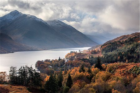 simsearch:862-08699968,k - Scotland, Highland, Glenfinnan. Loch Shiel in the autumn. Stock Photo - Rights-Managed, Code: 862-08700052