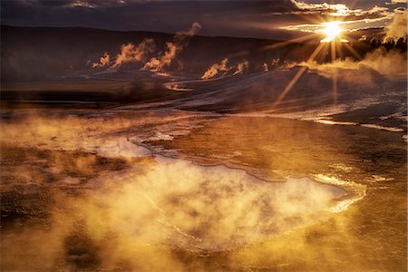 energia termica - USA, Rockie Mountains, Wyoming, Yellowstone National Park, Upper Geyser basin Fotografie stock - Rights-Managed, Codice: 862-08700100