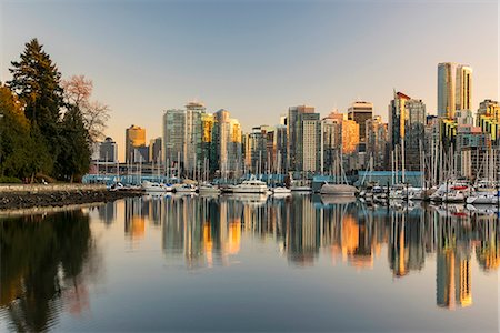 sunset west coast - Downtown skyline at sunset, Vancouver, British Columbia, Canada Foto de stock - Con derechos protegidos, Código: 862-08718511