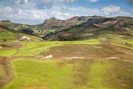 simsearch:862-08718761,k - Ethiopia, Oromia Region, Bale Mountains. Part of the Bale Mountain National Park. Placed on a tentative list of a World Heritage Sites in 2008, it covers an area of 2,200 km2 and is the largest area above sea level in Africa. Foto de stock - Direito Controlado, Número: 862-08718754
