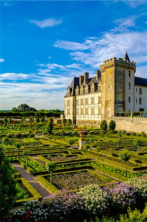 romantic era - Chateau of Villandry gardens, Indre et Loire, Loire Valley, France, Europe Stock Photo - Rights-Managed, Code: 862-08718834