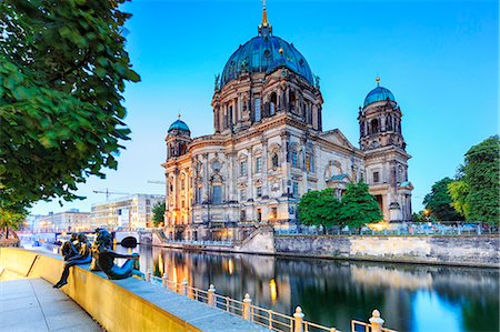 Germany, Deutschland. Berlin. Berlin Mitte. Berlin Cathedral, Berliner Dom. Fotografie stock - Rights-Managed, Codice: 862-08718925