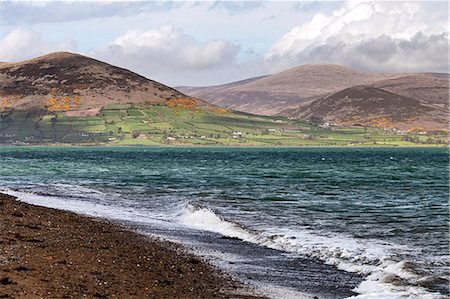 The Mourne Mountains Looking towards Knochree and  Slievmeen, Co. Down, Northern Ireland, and Carlingford Lough viewed from Greenore, Co. Louth, Ireland. Stockbilder - Lizenzpflichtiges, Bildnummer: 862-08718982