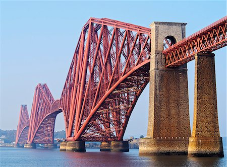 escocia - UK, Scotland, Lothian, Edinburgh Area, Queensferry, View of the Forth Bridge. Foto de stock - Con derechos protegidos, Código: 862-08719442