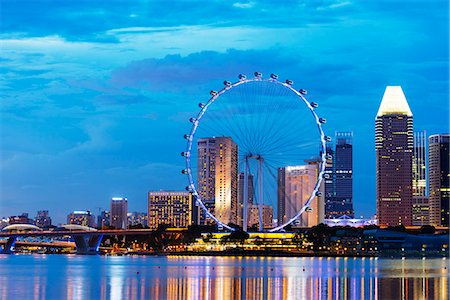 simsearch:862-07690836,k - South East Asia, Singapore, Singapore Flyer ferris wheel Photographie de stock - Rights-Managed, Code: 862-08719490