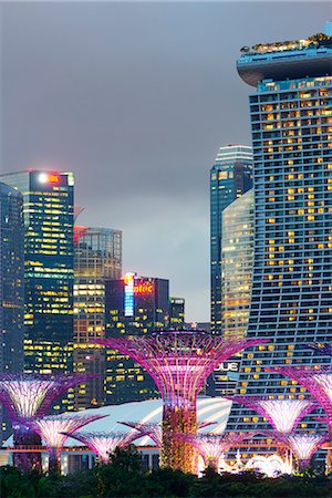 singapore skyline - South East Asia, Singapore, Gardens by the Bay, Supertree Grove and city backdrop of Marina Bay Stock Photo - Rights-Managed, Code: 862-08719503