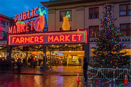 fair - Pike Place Market at night, Seattle, Washington, USA Foto de stock - Con derechos protegidos, Código: 862-08720043