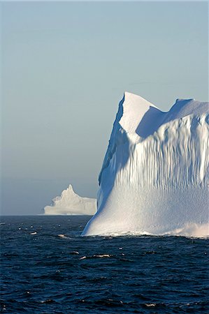 simsearch:862-05996644,k - Icebergs in the Antarctic Sound on the Antarctic Peninsula. Foto de stock - Direito Controlado, Número: 862-03288471