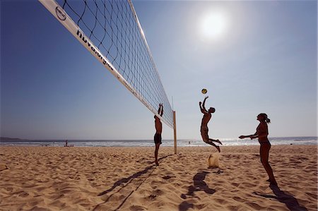 fun volley ball - Beach volleyball on the sands of Manly - Sydney's iconic North Shore beach Stock Photo - Rights-Managed, Code: 862-03288850