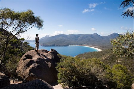 simsearch:862-05997497,k - Wineglass Bay lookout on the Freycinet Peninsula Foto de stock - Con derechos protegidos, Código: 862-03288954