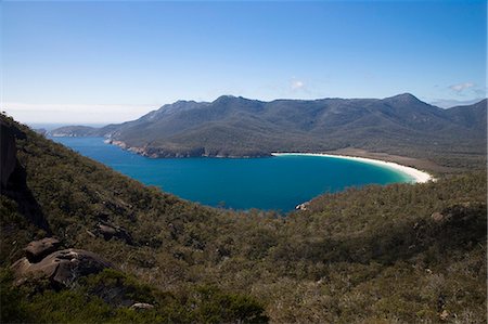 simsearch:862-03288987,k - Wineglass Bay on the Freyconet Peninsula Stock Photo - Rights-Managed, Code: 862-03288955