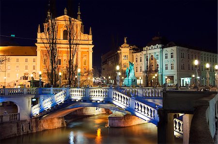 Franciscan Church on Preseeren square Bridge over River Stock Photo - Rights-Managed, Code: 862-03354169