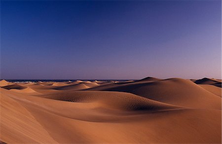 simsearch:862-03354213,k - The great sand dunes at Maspalomas Foto de stock - Direito Controlado, Número: 862-03354223