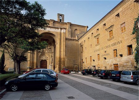 simsearch:862-03354317,k - The impressive carved portica of the renaissance convent of La Piedad looks across the courtyard at the recently converted hotel,Senorio de Casalareinna converted from part fo the convent Foto de stock - Con derechos protegidos, Código: 862-03354336