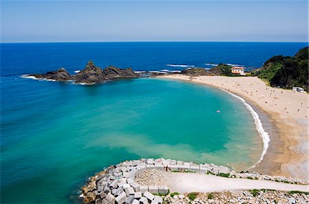 Spain Basque Country Ondarroa BeachOutside; OutdoorPicturesqueNature,Natural; Natural BeautyLandscape; Scenery; Scenic Spain,Spanish; Continental; EuDay; Daytime; Afternoon Blue Sky; Sunny; Sun; Sunshine;Beautiful; Stunning; Striking; Christian Kober/John-Warburton Lee Photography Foto de stock - Con derechos protegidos, Código: 862-03354451