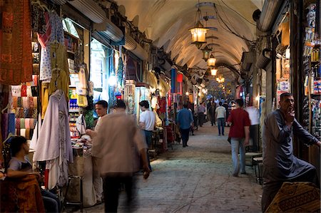 suq - Le Souk d'Alep, l'un des plus beaux au Moyen Orient, Syrie Photographie de stock - Rights-Managed, Code: 862-03354823